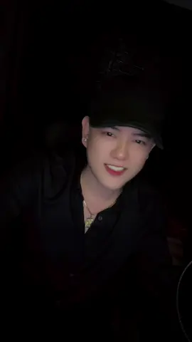 Ôm thêm bao đắng cay từ cuộc tình sai trái #anhaoden #lenxuhuong_tiktok 