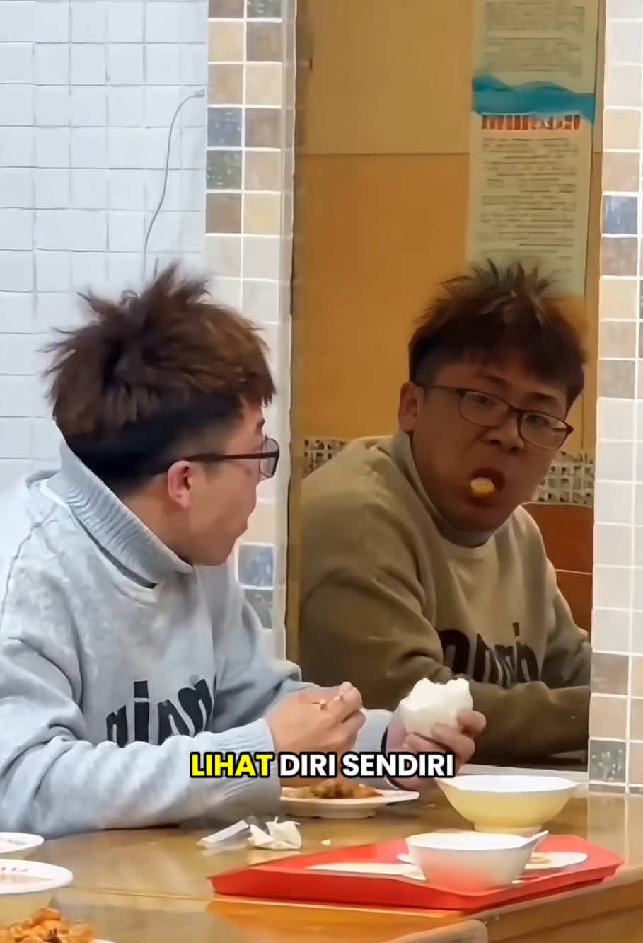 🔥 AI bikin kamu kaget saat lagi makan di restoran dan tiba-tiba melihat versi dirimu sendiri di cermin dengan ekspresi yang super natural dan lucu banget 🤯😂 Trend ai mirror eating reaction ini lagi viral di TikTok, Reels, dan FYP karena mengubah momen makan biasa jadi scene komedi realistis yang bikin orang langsung berhenti scroll 🤣✨ Cuma pakai satu foto saja kamu sudah bisa bikin ai mirror eating cinematic effect dengan realistic facial micro-expression, natural chewing motion, subtle head movement, restaurant ambient lighting, mirror reflection POV, dan candid comedy timing yang terasa seperti kejadian nyata di kehidupan sehari-hari 🍜🪞 Sekarang bukan cuma sekadar makan biasa lagi, AI langsung ubah momen sederhana di restoran jadi situasi lucu ketika kamu sadar ada “versi dirimu sendiri” di cermin dan reaksinya terlalu natural sampai bikin replay berkali-kali 🤩📸 Ekspresi kecil, timing pas, dan refleksi mirror yang tidak terduga bikin video ini terasa seperti hidden camera comedy scene yang super relatable dan engaging 🔥 Dalam tutorial ini kamu bakal belajar cara membuat ai mirror eating viral menggunakan ChatGPT, Gemini AI, Hypic, dan CapCut AI dengan smooth facial tracking 2.0, micro expression detection, mirror sync illusion, cinematic restaurant lighting, ultra natural body motion, subtle humor pacing, dan viral-ready storytelling format 🚀⚡ Bạn sẽ học được cách tạo video phản ứng gương khi đang ăn với hiệu ứng biểu cảm cực nhỏ, chuyển động tự nhiên, ánh sáng nhà hàng điện ảnh và cảm giác “bị chính mình bắt gặp trong gương” cực kỳ chân thực trên mạng xã hội ✨ Trend ini cocok banget buat konten comedy viral, AI eating reaction, mirror prank style, cinematic daily life edit, realistic facial expression content, dan relatable moment yang sekarang lagi booming di TikTok, Reels, dan Shorts seluruh dunia 🌍🔥 ai mirror eating trend ai reflection prank tutorial ai facial micro expression effect realistic eating reaction ai cinematic mirror edit ai comedy restaurant video ai viral eating moment ai hidden camera style effect ai natural expression animation ai mirror surprise effect tutorial ai storytelling viral edit ultra realistic ai eating motion ai trending prank effect 🍜😂✨ #capcut #capcutpioneer #capcutnow #fyp 