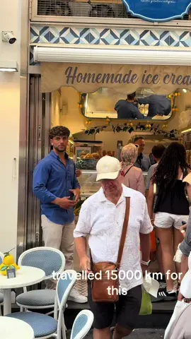 definitely came just for the gelato #ilpianetadelgelato #mattiacretella #lemonsorbet #lemongelato #amalfi #amalficoast #italy #eurosummer #gelato #positano #sorrento @IlPianetaDelGelato @mattia.cretella 