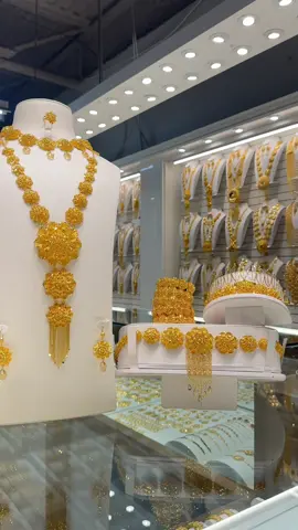 New full wedding package available at GOLD PALACE. Full set is 499 grams for the best service, quality and prices visit GOLD PALACE!!!! #gold #foryoupagе #fypシ #afghan #foryou 