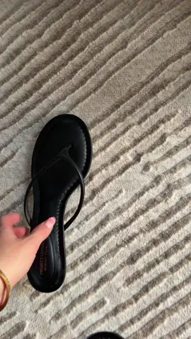 Perfect kitten heels for capris #DealsForYouDays #SummerWins #tiktokshopcreatorpicks 