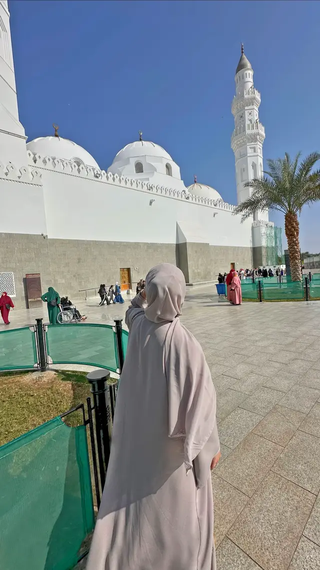 تشعر أن كل طريقٍ يقود إلى محبة محمد ﷺ ♥️