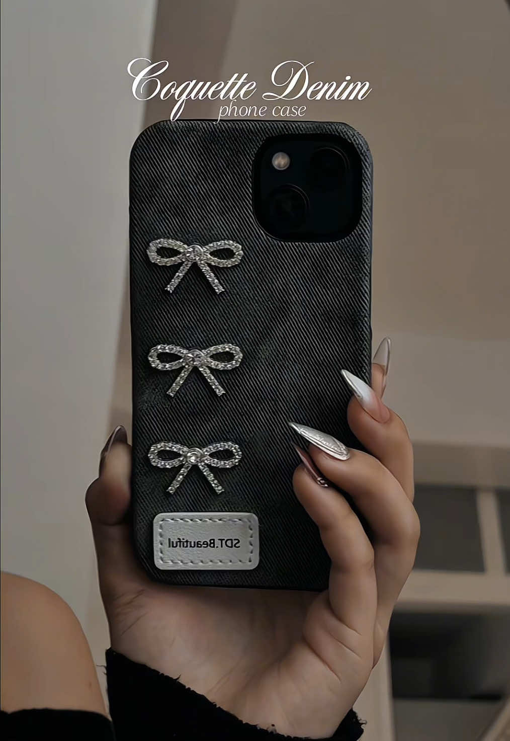 Minimalist but cute phone case 🖤🤍#iphonecases #casingstore #denimphonecase #couquettephonecase #iphone13case  