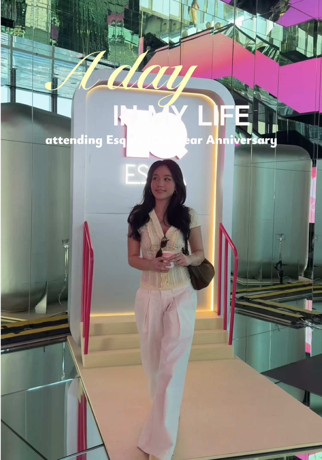 a day in my life kali inii aku naik ke lantai 87 💀💀 thankyou @ESQA Cosmetics  #esqaanniversary #adayinmylife 