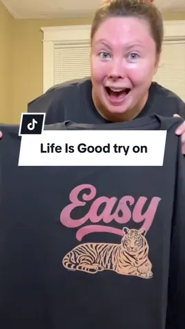 @Life is Good only goes up to XXL so I had to try the boxy tees as a size 2x!! Love the Easy Tiger boxy tees and cheetahs in boots print!! #LifeIsGood #plussizetryon #easytiger #cottontshirt 