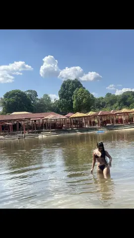 # Nosso lindo Amazonas com seus rios de águas geladas, se refrescando com esse calorzinho ☀️✨❤️