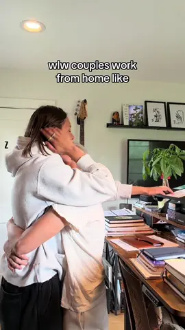 it’s called motivation 😌🥰 . #wlw #wlwcouple #Pride #lgbtq #wfh 