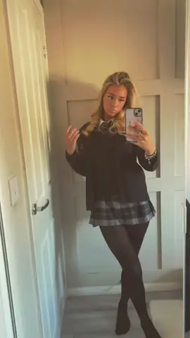 #pantyhose #tights #schoolgirl #schooluniform #fyp 
