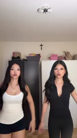 Ayy draft #blowthisup #filipinagirls #likeitup #twin #dances 