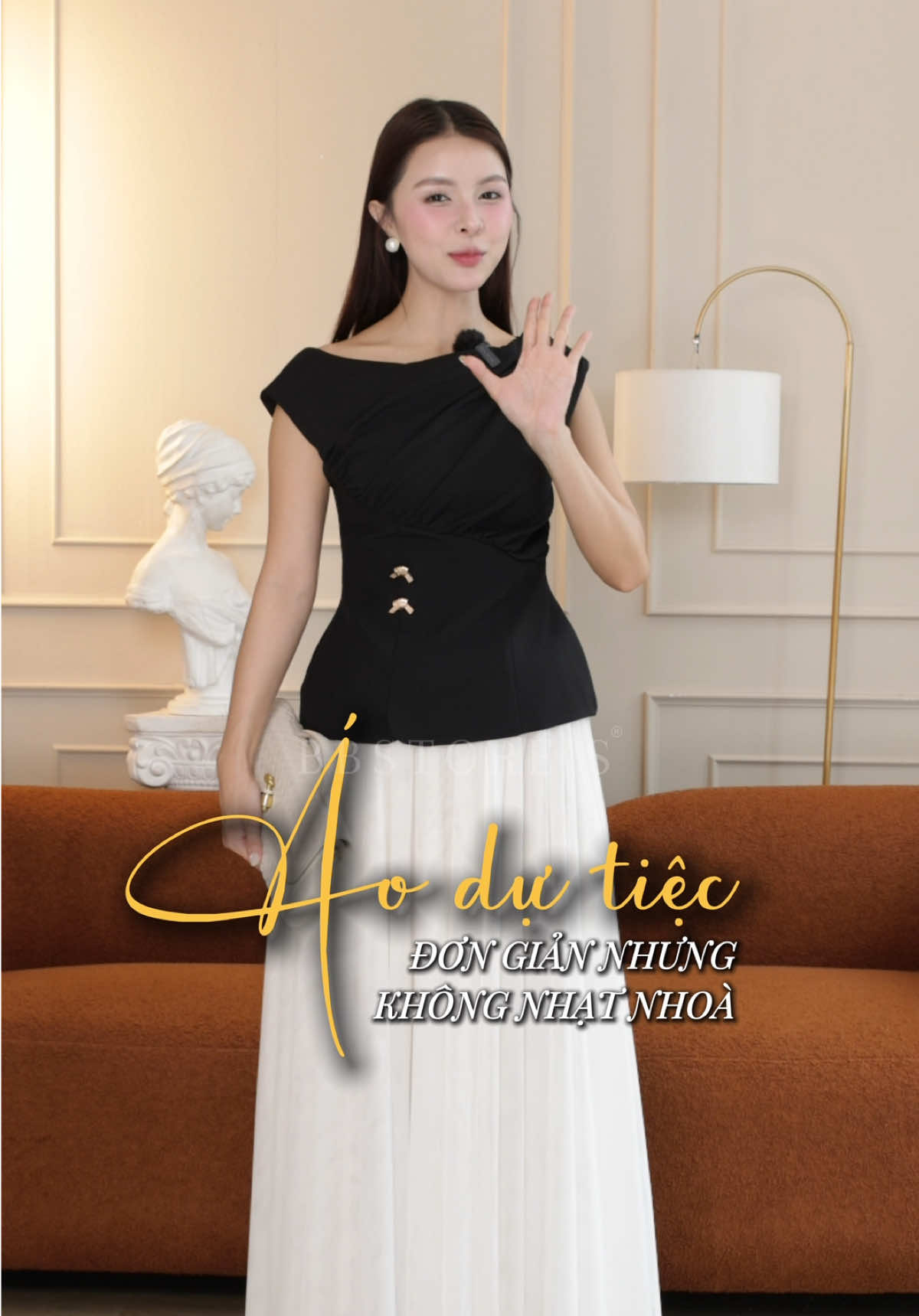 Áo kiểu tiệc cotton cổ thuyền - AAG07B ✨ ĐƯỜNG CẮT MAY TINH GỌN KẾT HỢP PHOM DÁNG DUYÊN DÁNG TẠO NÊN SỨC HÚT KHÓ RỜI MẮT. ✨ #BBSTORES #Newcollection #ThoiTrangNu #thoitrangdutiec 