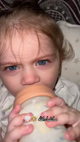 👧🏼🤍✨