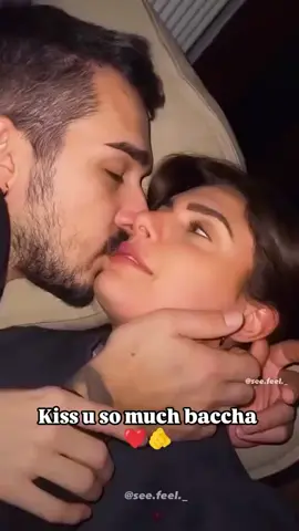 #kissing #feelinggood #viralvideo #ti̇ktok #💕💕💕 💋💋💋🥰🥰❤️❤️👌👌🫣
