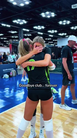 Crying again @reaganwallraff 😢😢😢#nationals #clubvolleyball #sad 