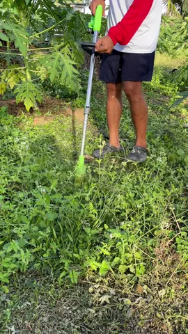 Rechargeable Grass Cutter #grasscutter #rechargeable #grasstrimmer #grasscutting 
