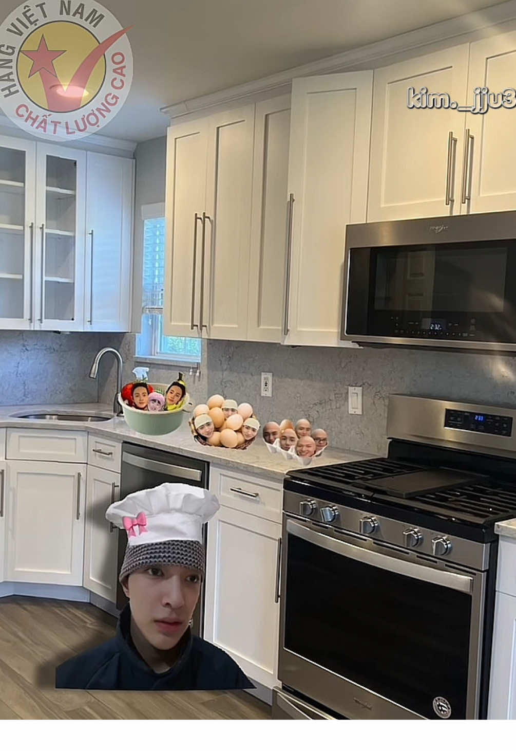 Em Bi tập làm đầu bếp micheline 🧑‍🍳 #cortis #coervietnam #viral #fyp #funnyvideos  @Son Tung M-TP  phong cách edit: _xxiiyoo