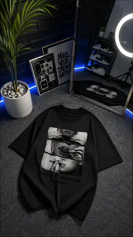 Pria Model Regular Unisex Puti#kaosunisex#bahanlembut #oufitideas 