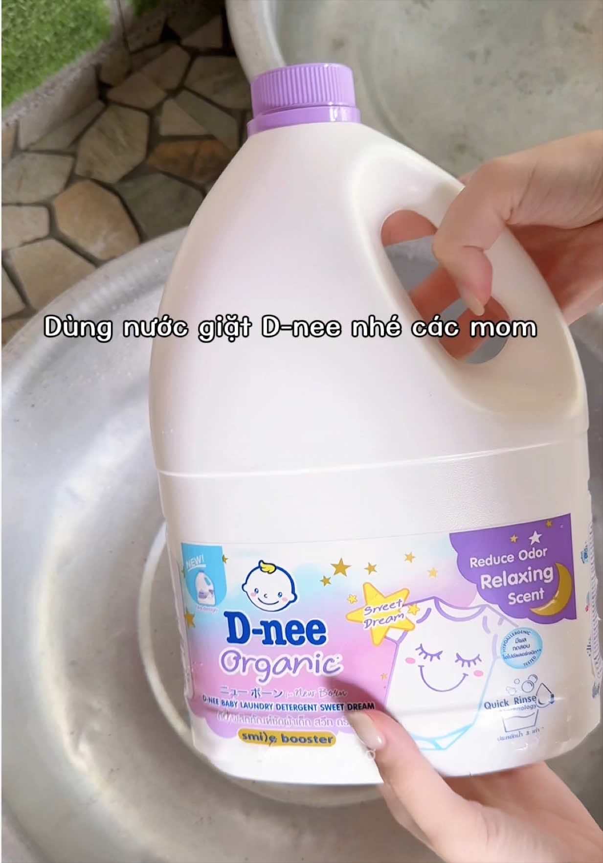 Rày yên tâm vì có cửa hàng chính hãng nước giặt của con rồi nha mom. 🥰 #nuocgiat #nuocgiatchobe #dnee #ChiaSeMeBim #mevabe 