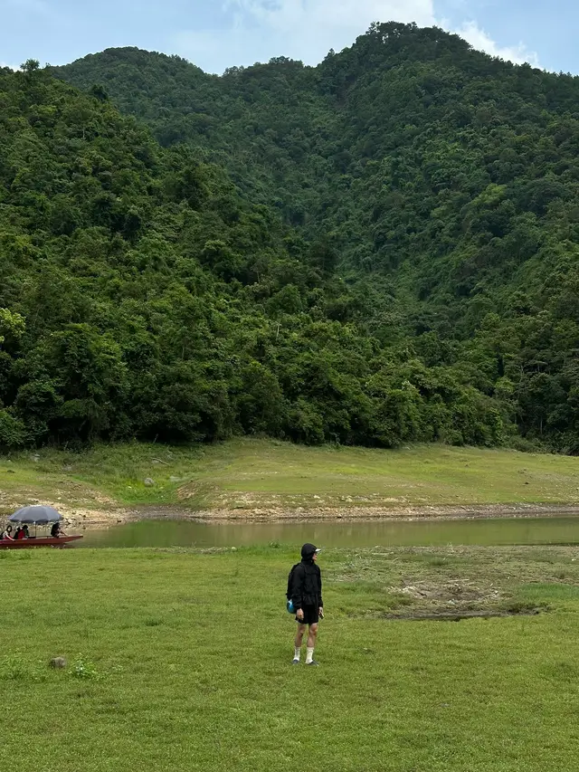 Cách Hà Nội 60km, không cần đổ đèo Có thể trải nghiệm những thảm cỏ xanh như trời Âu #Hiking #nature #hoxahuong #travel 