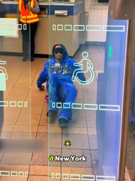 New York Và Bài Toán Chưa Có Lời Giải Về Nạn Trốn Vé ----/-/---- #haihuoc #giaitri #viral #shorts #trending #viralvideo #tiktok #xuhuong #vuive #funny #funnyvideos #newyork #US #America