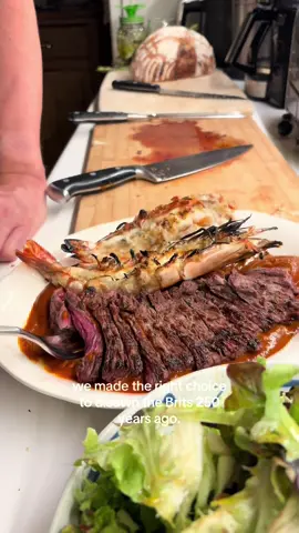 Creole-style surf and turf. The result of finding a bavette and some prawns in my freezer.  Happy Independence Day to our American friends.  The sauce ingredients: Bell pepper Onion Celery Garlic Tomato Flour Butter Oil Prawn heads and shells Andouille sausage  Oregano Cayenne pepper Smoked paprika  Pepper Salt #gumbo #surfandturf #creolefood #independenceday #seafood