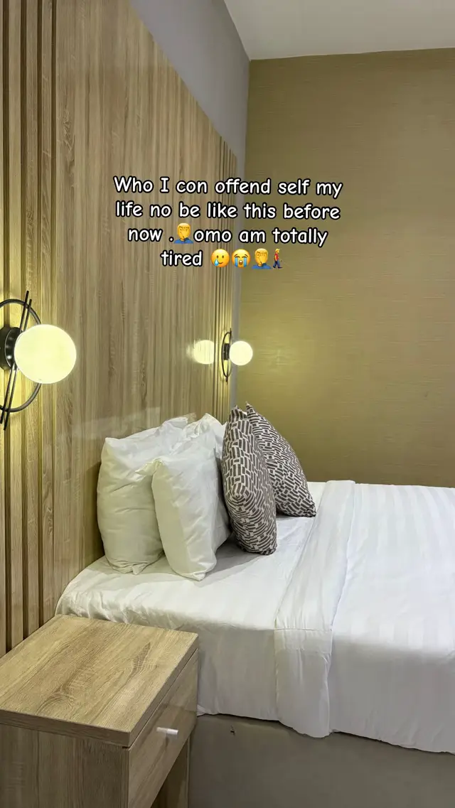 😭👨‍🦯‍➡️