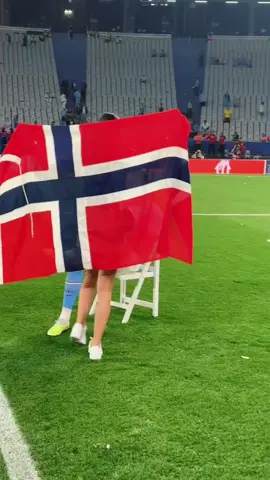 Haaland’s Sweet Side You Didn’t See 😍#haaland #couplegoals #erlinghaaland #Soccer #usa 