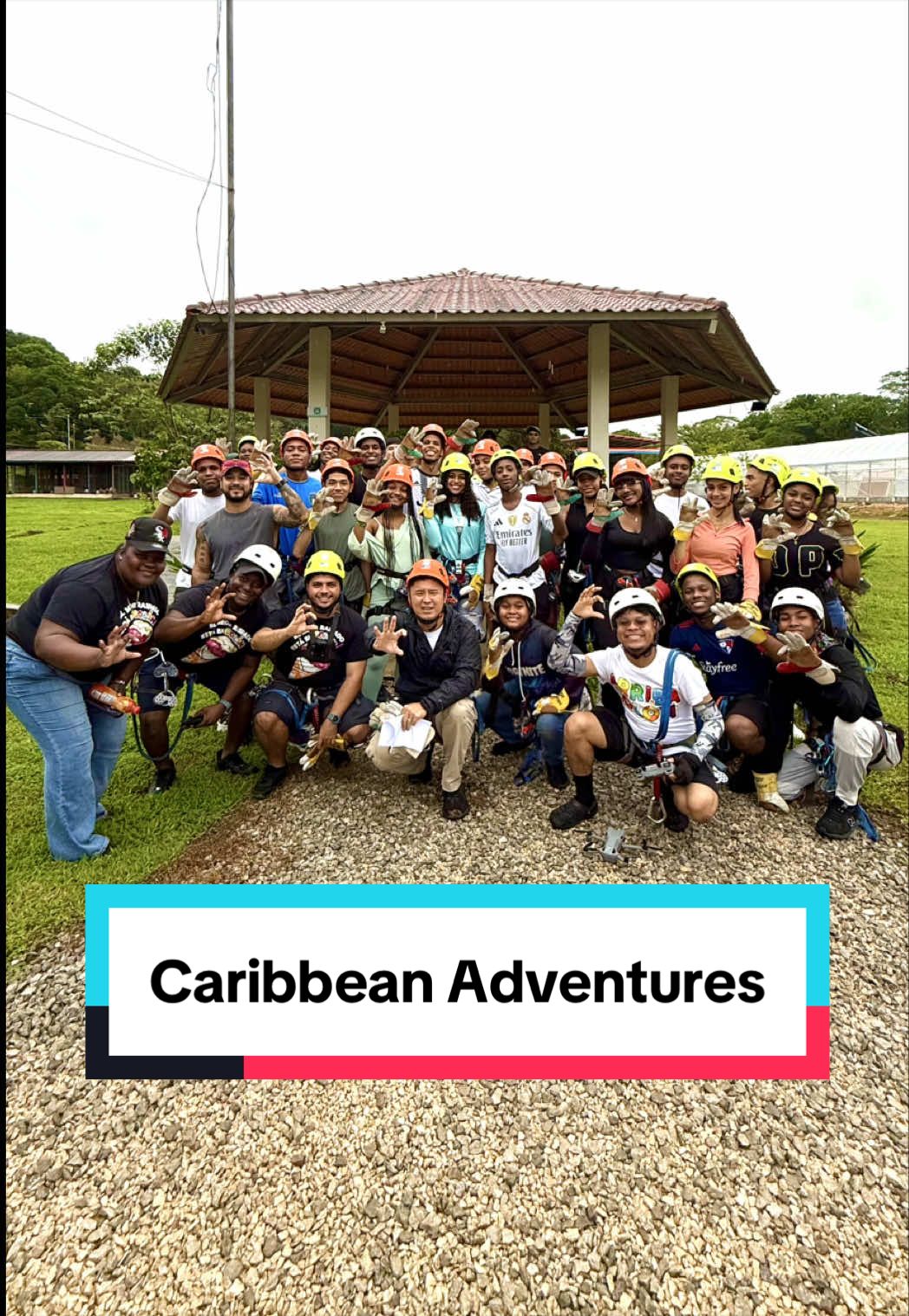 Nos fuimos de paseo gracias a @CaribbeanAdventures y a la promoción @unciax_2k26 de @COLEGIO EBEN-EZER OFICIAL 💯 por hacer la diferencia! Gracias @raices_y_semillasdemi.folklore por la presentación folclórica!  Arriba Colón!