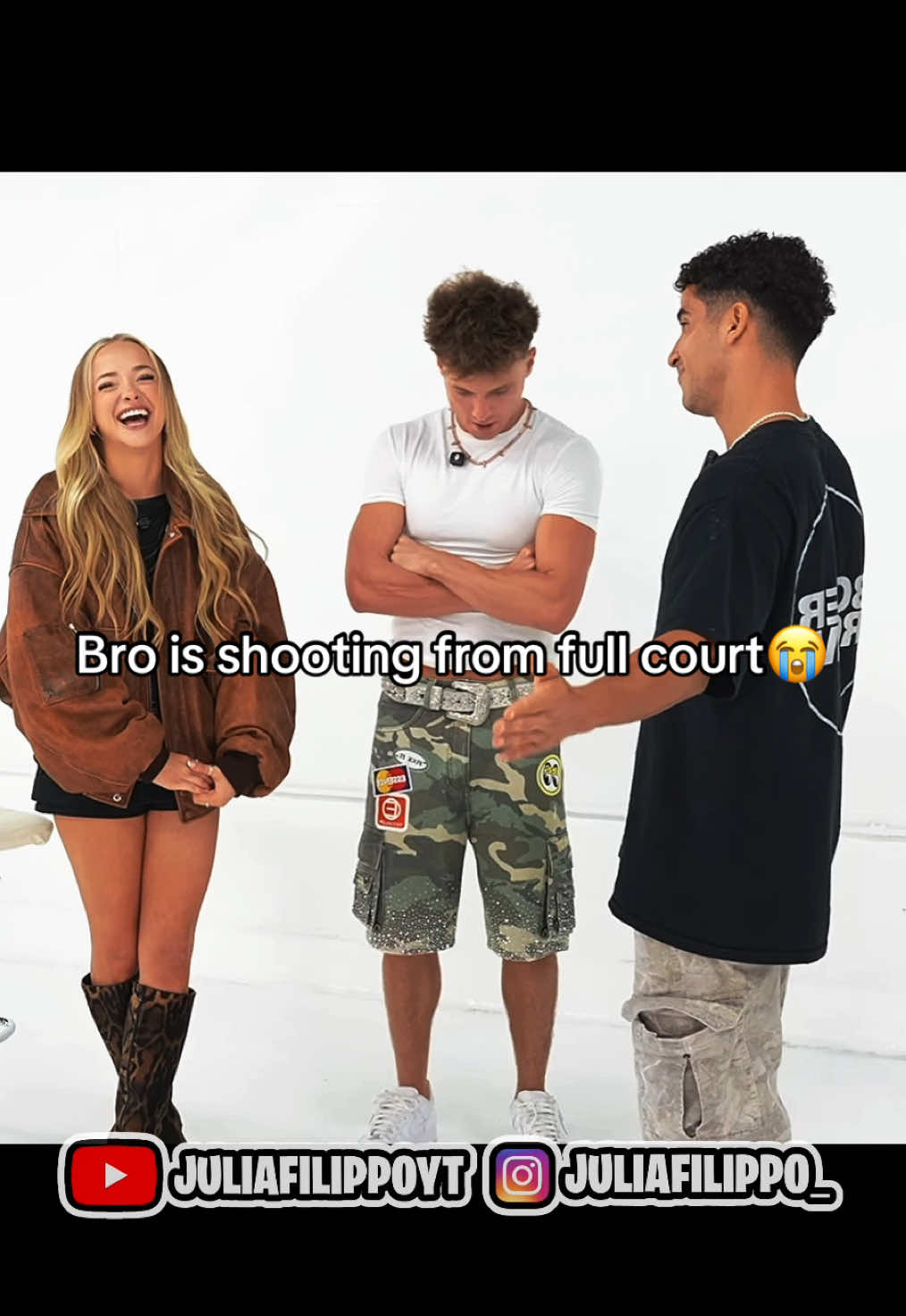 Bro had the best pickup line for Julia #foryoupage #viral #funny #juliafilippo #stream @julia❣️ 