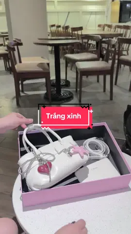 Quà sinh nhật tặng bạn gái ❤️🌷🎀 #tuideocheonu #tuixachxinhxan 