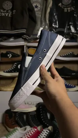 CONVERSE ★❯ SLIP ON MALDEN STREET NAVY WHITE - Kondisi : BNIB / Baru Kelengkapan : Lengkap Box Resmi PT.MAP Size : 43 (28cm)  - Price : Ask !!!🔥 -  Via marketplace by shopee & Tokopedia  - Uang bisa dicari lagi, Tapi barang bagus belum tentu datang dua kali !!! - #conversesecond #converseonestar #converse70s #conversejapan #converseallstar 