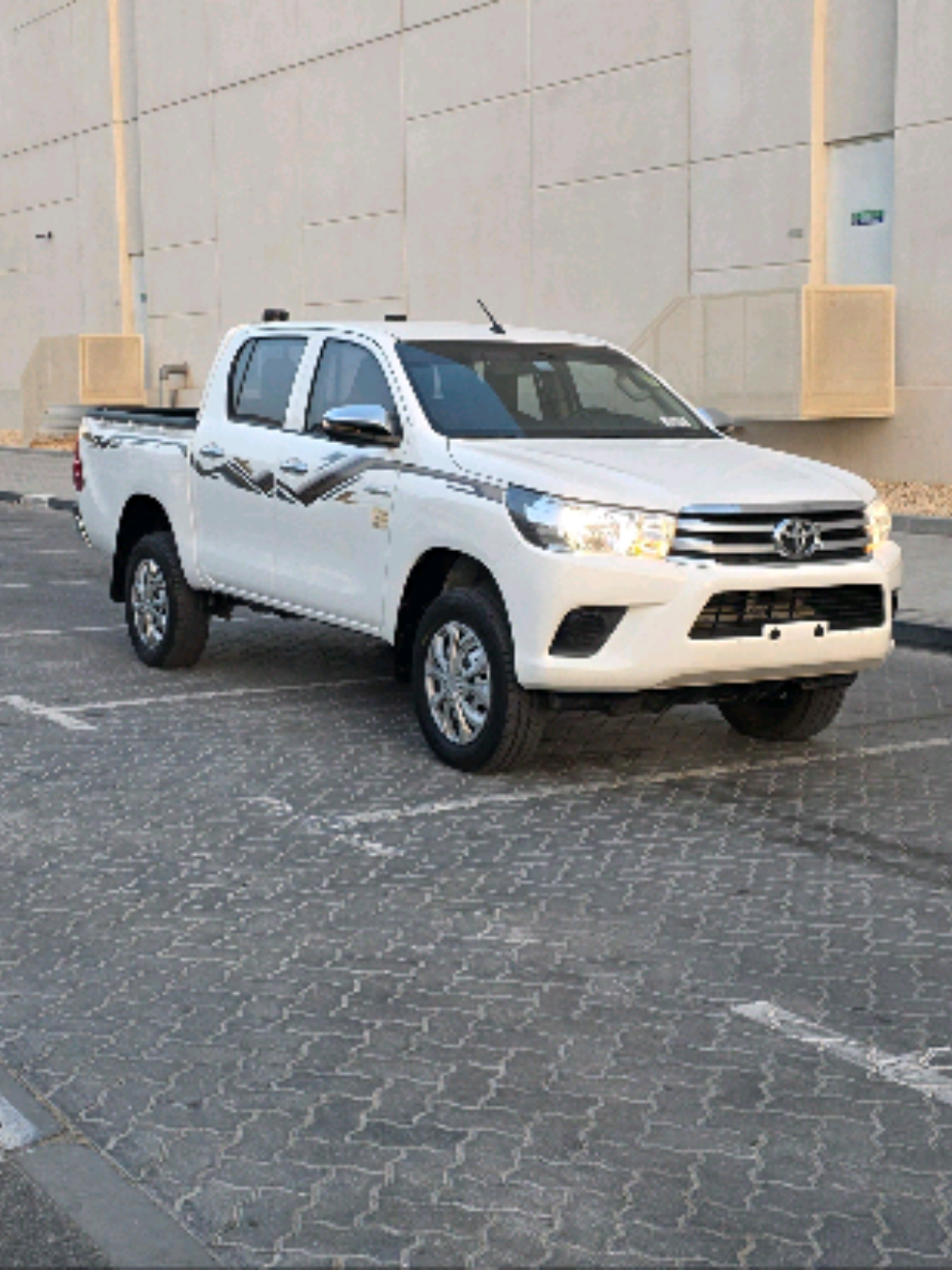 2024 Hilux diesel for sale in Dubai. whatsapp +971563317777