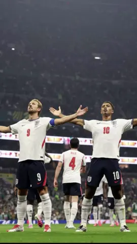 Warriors don’t fear history—they rewrite it. England marched into the Azteca, a fortress where Mexico had lost just 2 games in 56 years, and conquered their own backyard. Goals from Kane and Bellingham sealed a night that will never be forgotten. 🏴󠁧󠁢󠁥󠁮󠁧󠁿 🦁 #bellingham #kane #england #worldcup #fyp 
