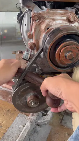 Still wrestling with a piece of wood to change your belt? What a joke. This heavy-duty stretch belt mate kit regulates the setup tightness perfectly, making removal and installation smooth as fuck. No damage to the pulley, no shredded fingers—just pure mechanical satisfaction. Tap the yellow cart below to secure yours right now, motherfucker! 🛠🔥#mechanichumor #garagehacks #diyrepair #tooltok #mechanictools     