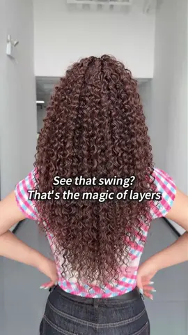 Instant volume, no heat damage. Layers stacked for fullness. Tiny curls, claw clip, 2 sec.#SummerWins #DealsForYouDays #ponytail #fyp #ponytailextensions 