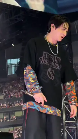Jungkook - Arirang Tour In London Day 1 #jungkook #btsconcert2026 #btsarmy #btsworldtour_arirang #jeonjungkook   credit to owner for the video (crcr suushixx) 