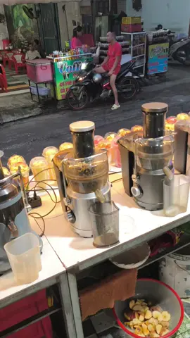 máy ép chậm ép được ổi cóc cà rốt và những loại trái cây cứng khác... 