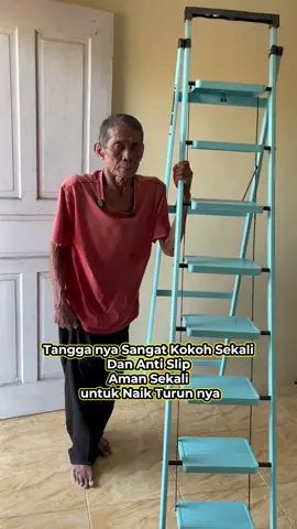 Tangga Lipat Anti Slip Sangat Kokoh Sekali Aman Sekali Buat Naik Turun nya #tanggalipat #tangga 