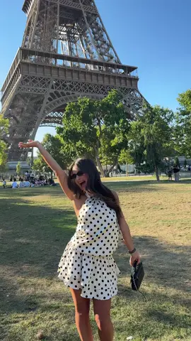 Girl’s trip to Paris is like : #paris #france #girlstrip #iminparis 