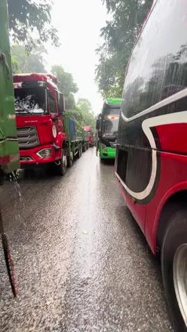 Mùa mưa lào thật là khắc nhiệt #laos🇱🇦  đèo đá