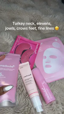 The skin firming bundle we all needed !  #skinfirming #antiaging #resultsmayvary #finelines 