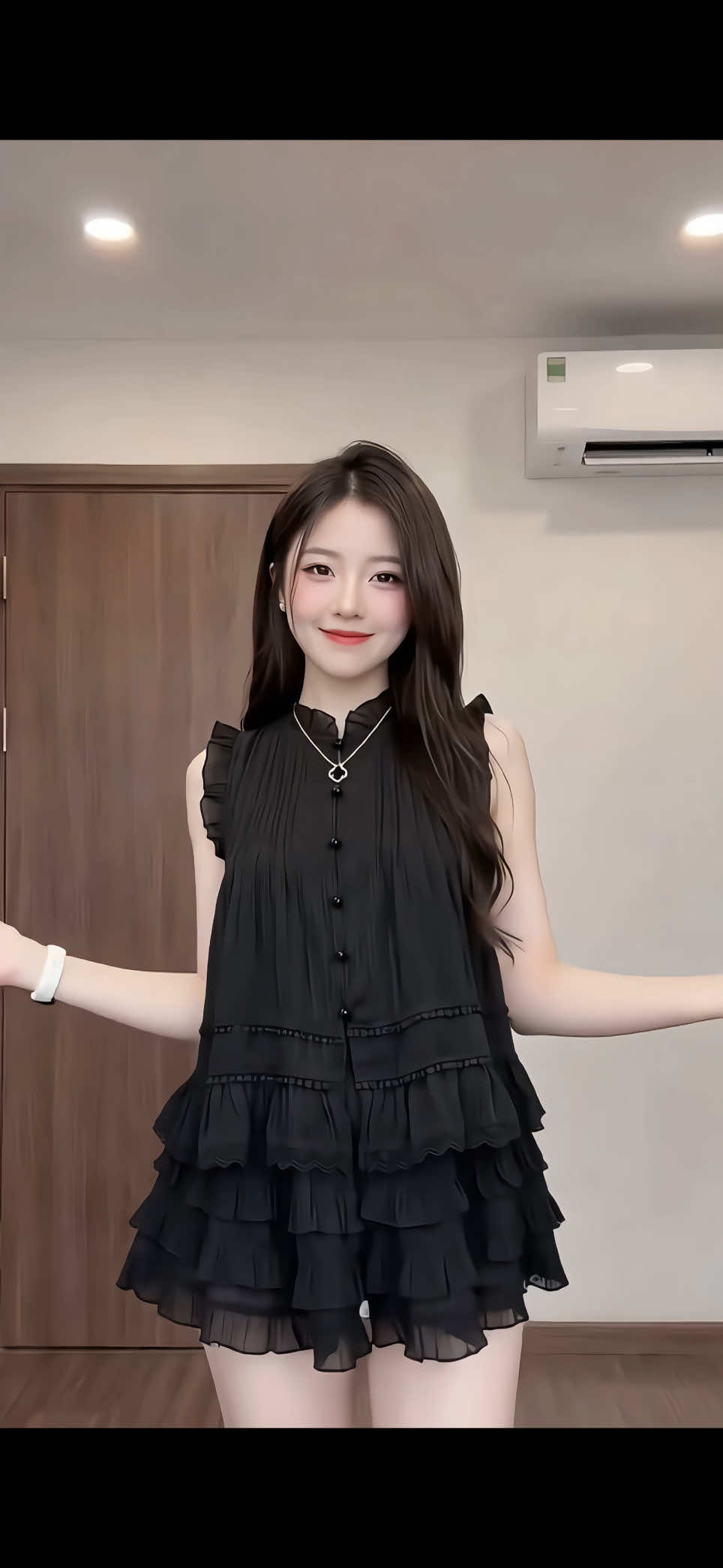 Tr ơi, hết hàng mấy tháng nay mới có lại, đẹp vậy mà có 185 xu, mấy ce tranh thủ chứ nhanh hết lắm #setaoto #setaovay #vaytang #setdoxinh #setdibien 