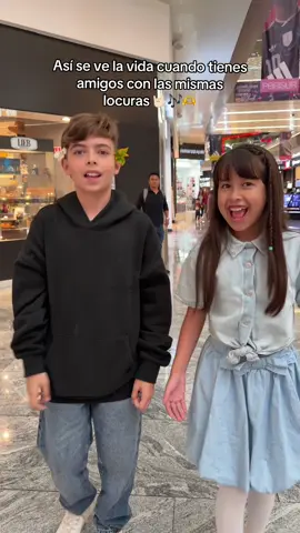 Locuras de amigos 🫨😂 @ZEUS🧸  #trend #flypシ #viral #parati 