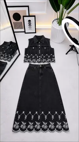 Fylosopy Setelan Jeans Wanita simple modern #foryourpage #oneset #fpy #outfitinspiration #fyp 