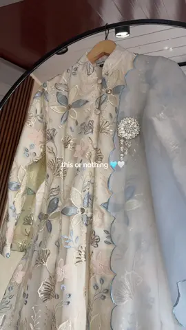 warna dan patternnya selembut ini 🥹🤍 #bajumalay #outfitmalay #malayfits #engagement #weddingmalay 