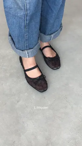 Siapa disini yang polkadot holic banget anaknya? Kita juga punya nih sepatu dengan aksen polkadot yang nyaman banget dipake seharian 🫶🏻