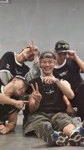 Thể Thiên, Wren Evans, CAPTAIN BOY có khách quý là IVANS ỏoo #CAPTAINBOY #captainboytinhhasayhi #ivantinhhasayhi #wrenevanstinhhasayhi #thethientinhhasayhi