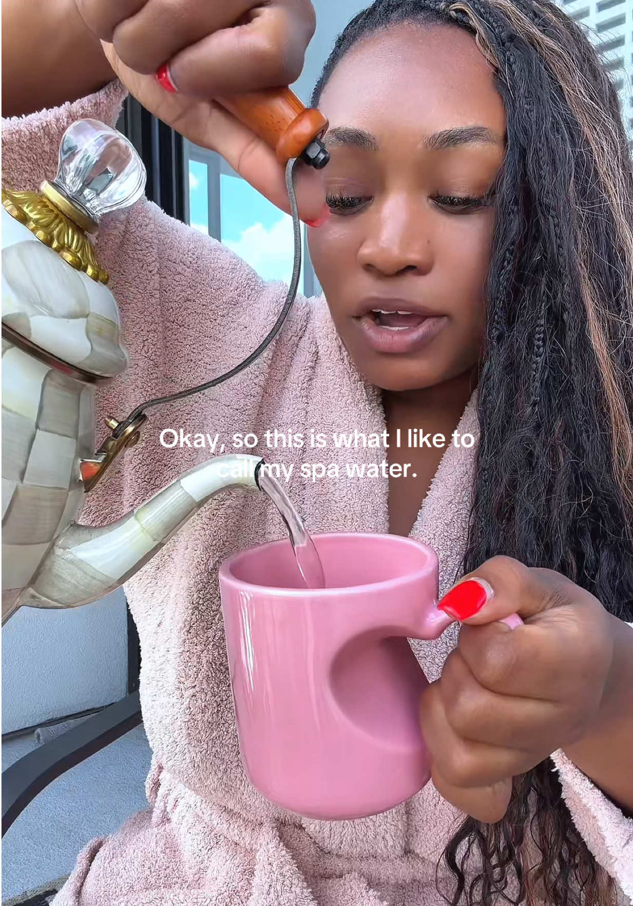 spa water every single morning does wonders!  #cuttingdrops #debloat #tiktokshopcreatorpicks #tiktokshopnewarrivals 
