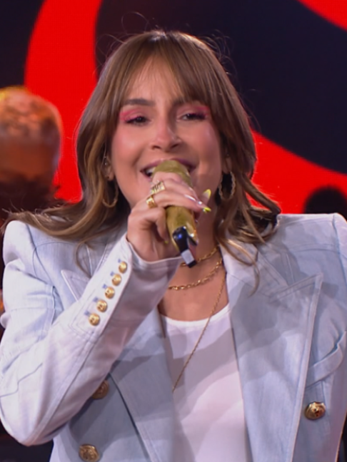 A @claudialeittecantando hit 'Largadinho' no Música Boa 2021 é tudo pra mim! 🥳🫶 Feliz aniversário Claudinha! #Multishow #MúsicaBoaAoVivo