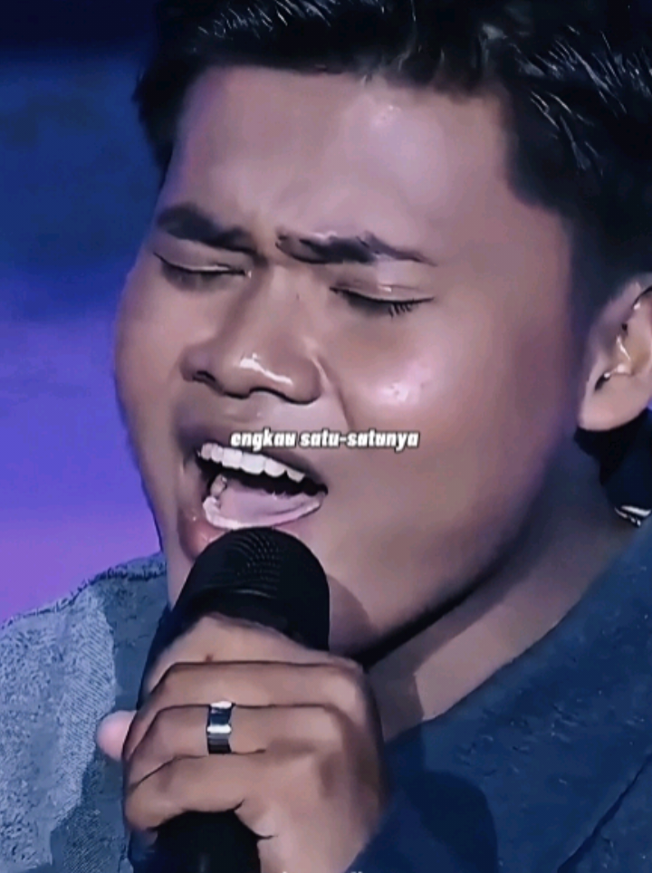 🎶AKU BUKAN RAHWANA - ARI (Sampang) #da8 #dangdutacademy8 #fypage #arida8 @ari_adriansyah18 