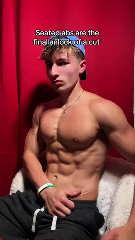 Shi takes workkkkkk #abs #shredded #gym 
